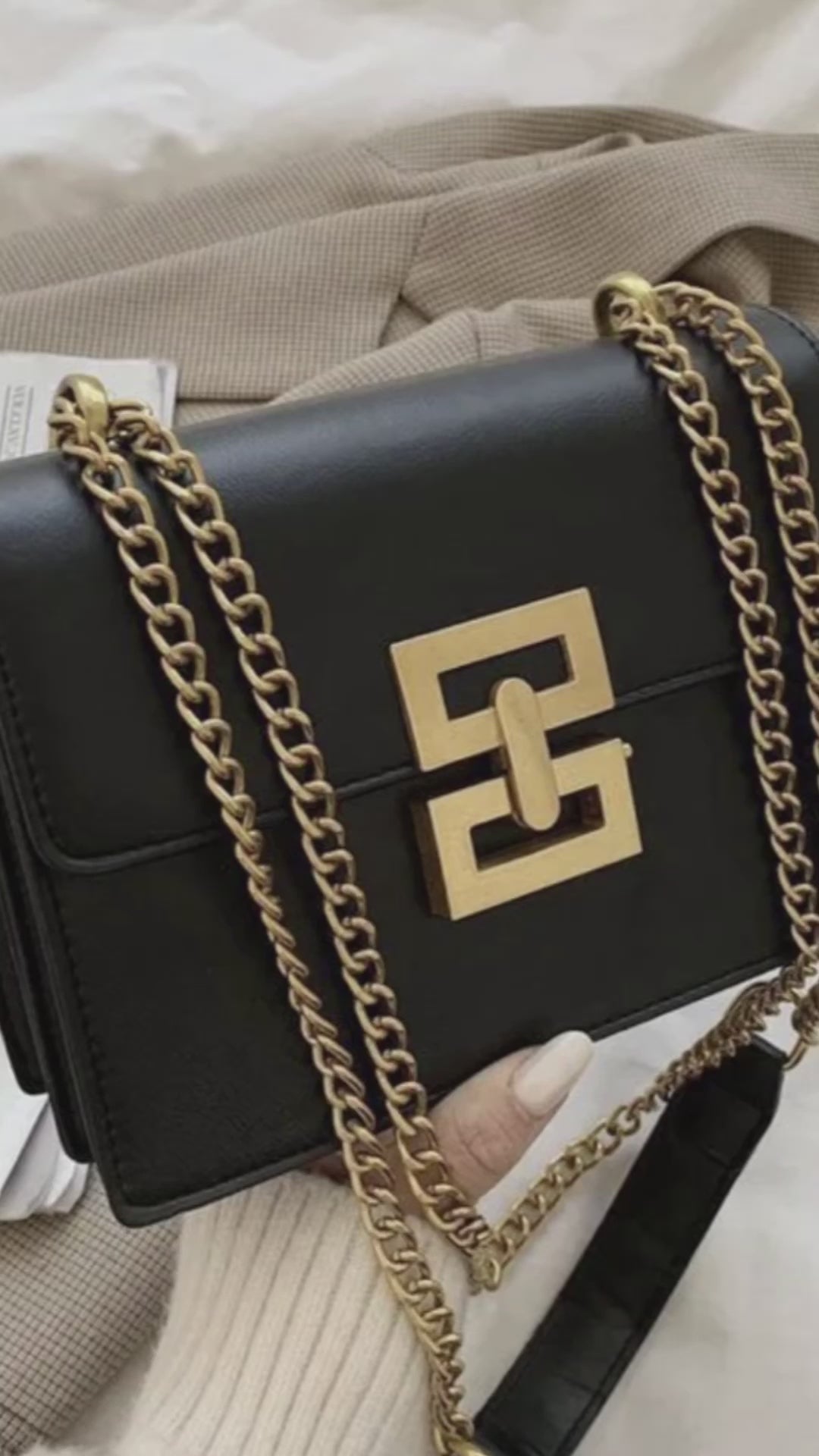 Amor Crossbody Bag